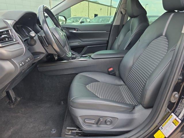 2023 Toyota Camry SE Nightshade Auto (Natl)