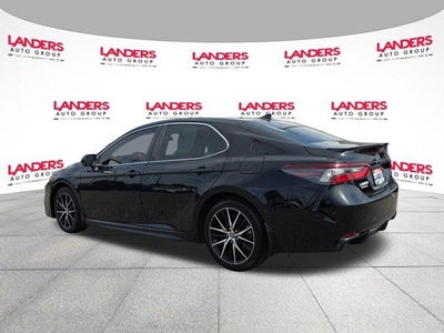 2023 Toyota Camry SE Nightshade Auto (Natl)