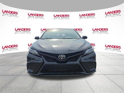 2023 Toyota Camry SE Nightshade Auto (Natl)