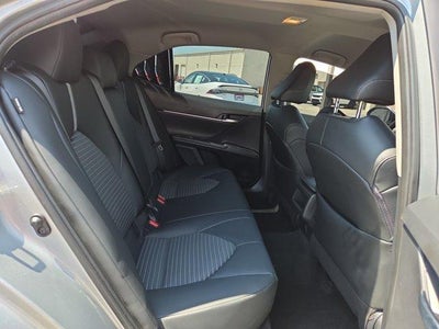 2024 Toyota Camry SE Auto (SE)