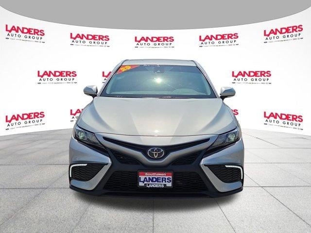 2024 Toyota Camry SE Auto (SE)