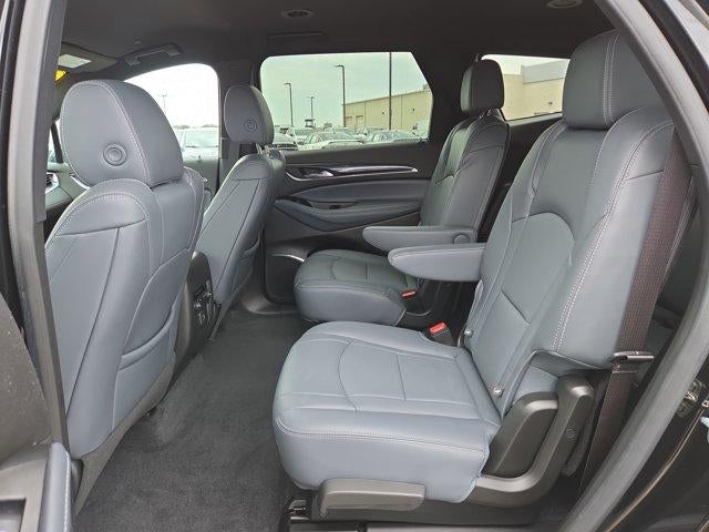 2023 Buick Enclave Essence AWD