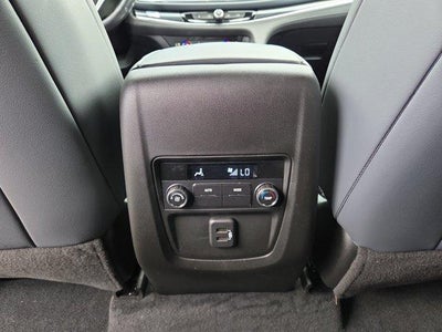 2023 Buick Enclave Essence AWD