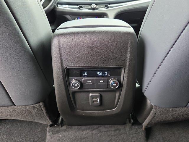 2023 Buick Enclave Essence AWD