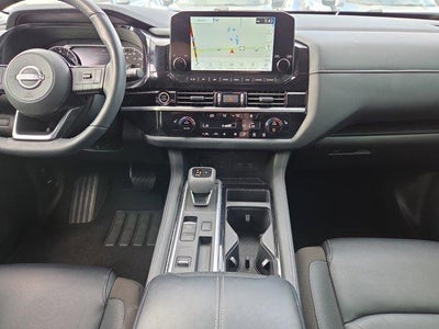 2024 Nissan Pathfinder SL 2WD