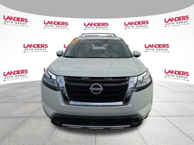 2024 Nissan Pathfinder SL 2WD