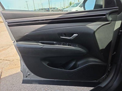 2024 Hyundai TUCSON SEL FWD *Ltd Avail*