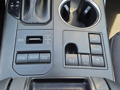 2023 Toyota Highlander LE AWD (SE)