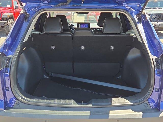 2023 Toyota Corolla Cross XLE 2WD (Natl)