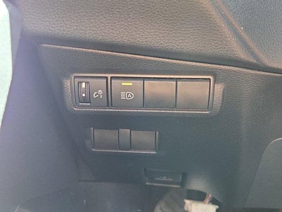2023 Toyota Corolla Cross XLE 2WD (Natl)