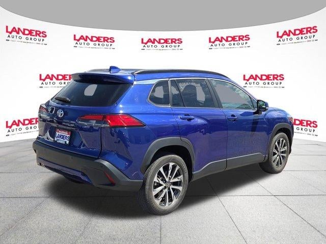 2023 Toyota Corolla Cross XLE 2WD (Natl)