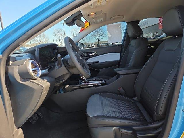 2025 Chevrolet Trax FWD 4dr LT