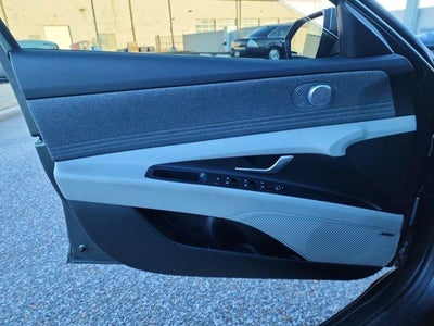 2024 Hyundai ELANTRA Hybrid Limited DCT