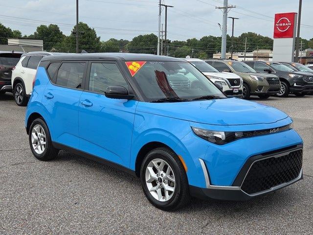 2023 Kia Soul S IVT
