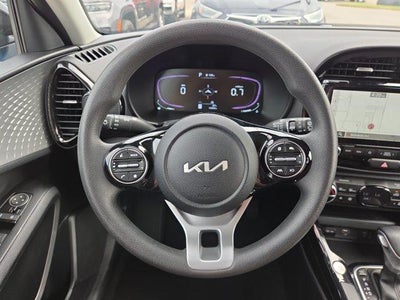 2023 Kia Soul S IVT