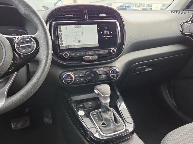2023 Kia Soul S IVT