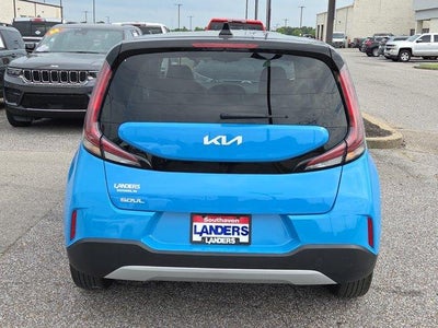 2023 Kia Soul S IVT
