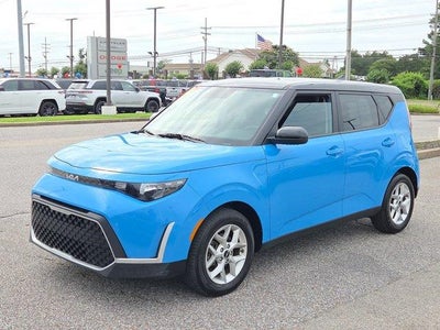 2023 Kia Soul S IVT