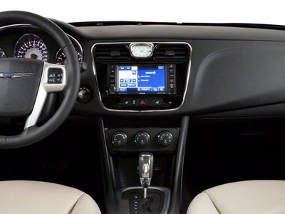 2012 Chrysler 200 4dr Sdn Touring
