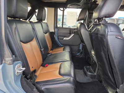 2014 Jeep Wrangler Unlimited 4WD 4dr Sahara