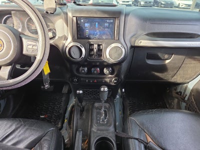 2014 Jeep Wrangler Unlimited 4WD 4dr Sahara
