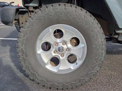 2014 Jeep Wrangler Unlimited 4WD 4dr Sahara