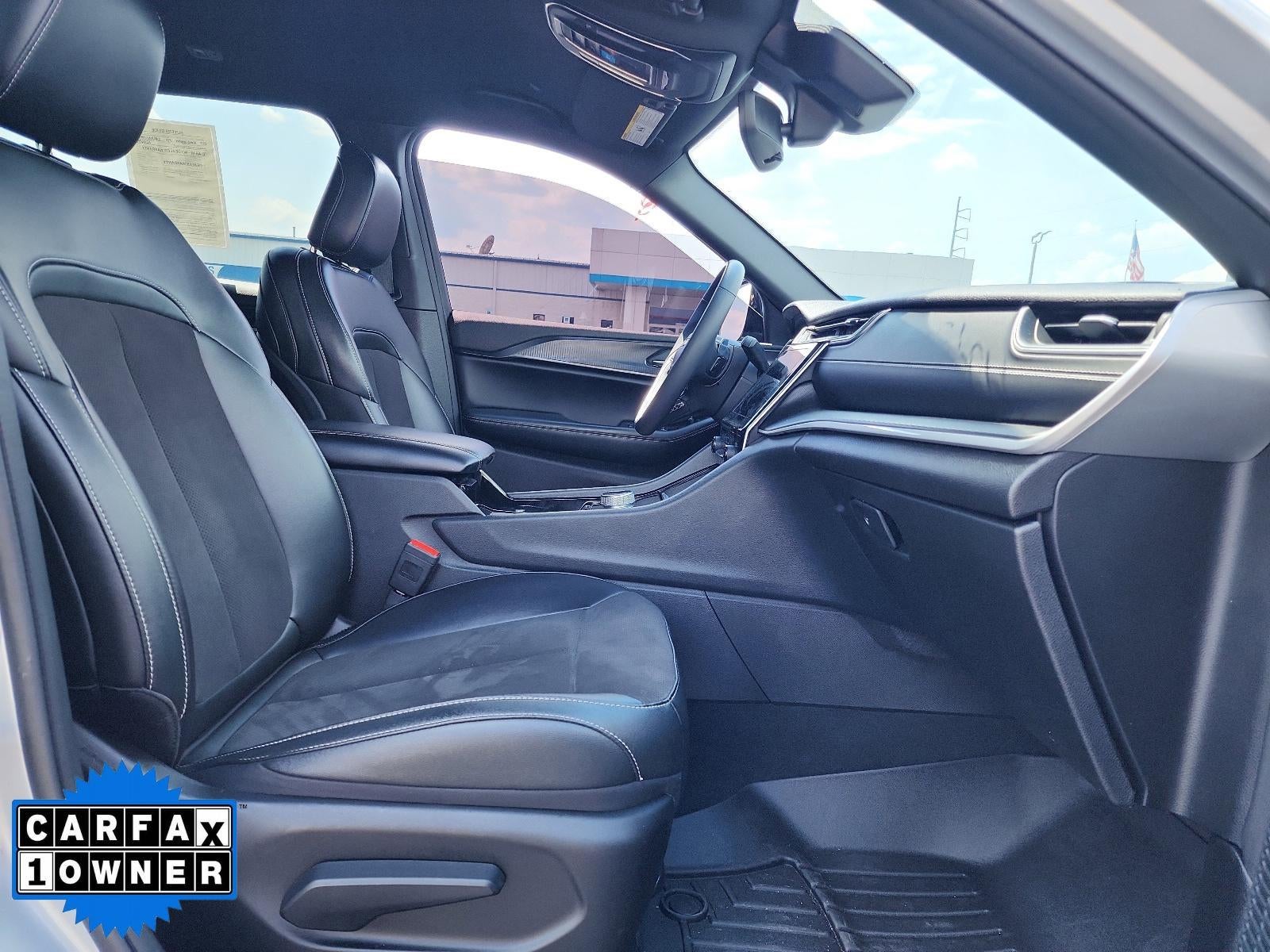 2023 Jeep Grand Cherokee L Altitude 4x4