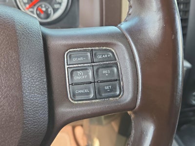 2015 RAM 1500 2WD Crew Cab 5.7 Ft Box Big Horn