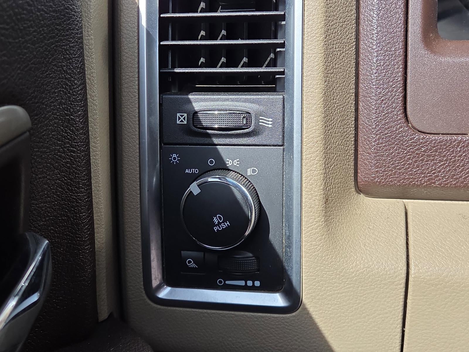 2015 RAM 1500 2WD Crew Cab 5.7 Ft Box Big Horn