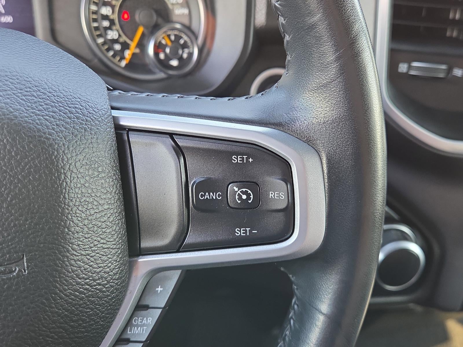 2022 RAM 1500 Big Horn 4x4 Crew Cab 5'7" Box