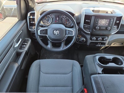2022 RAM 1500 Big Horn 4x4 Crew Cab 5'7" Box