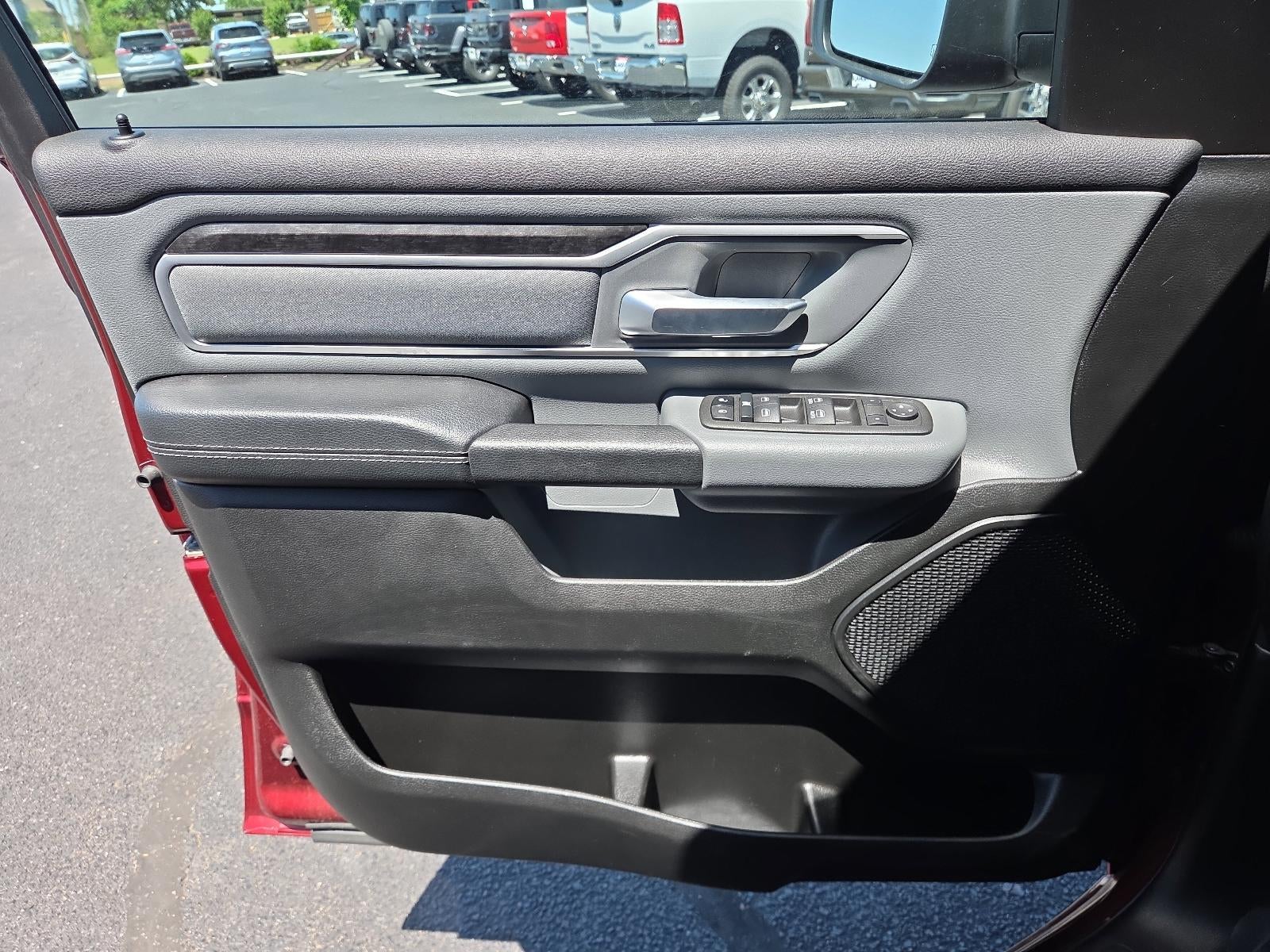 2022 RAM 1500 Big Horn 4x4 Crew Cab 5'7" Box