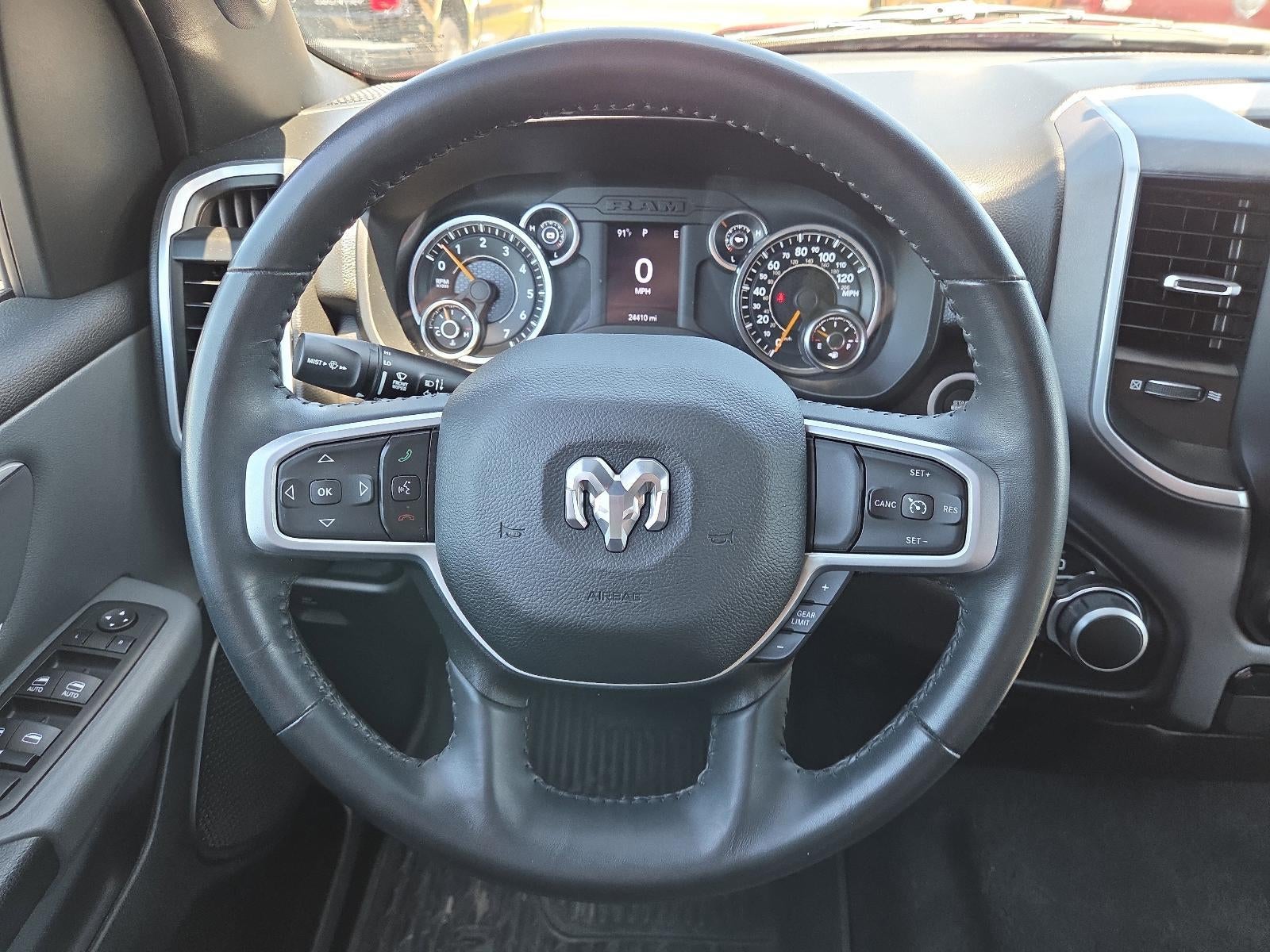 2022 RAM 1500 Big Horn 4x4 Crew Cab 5'7" Box