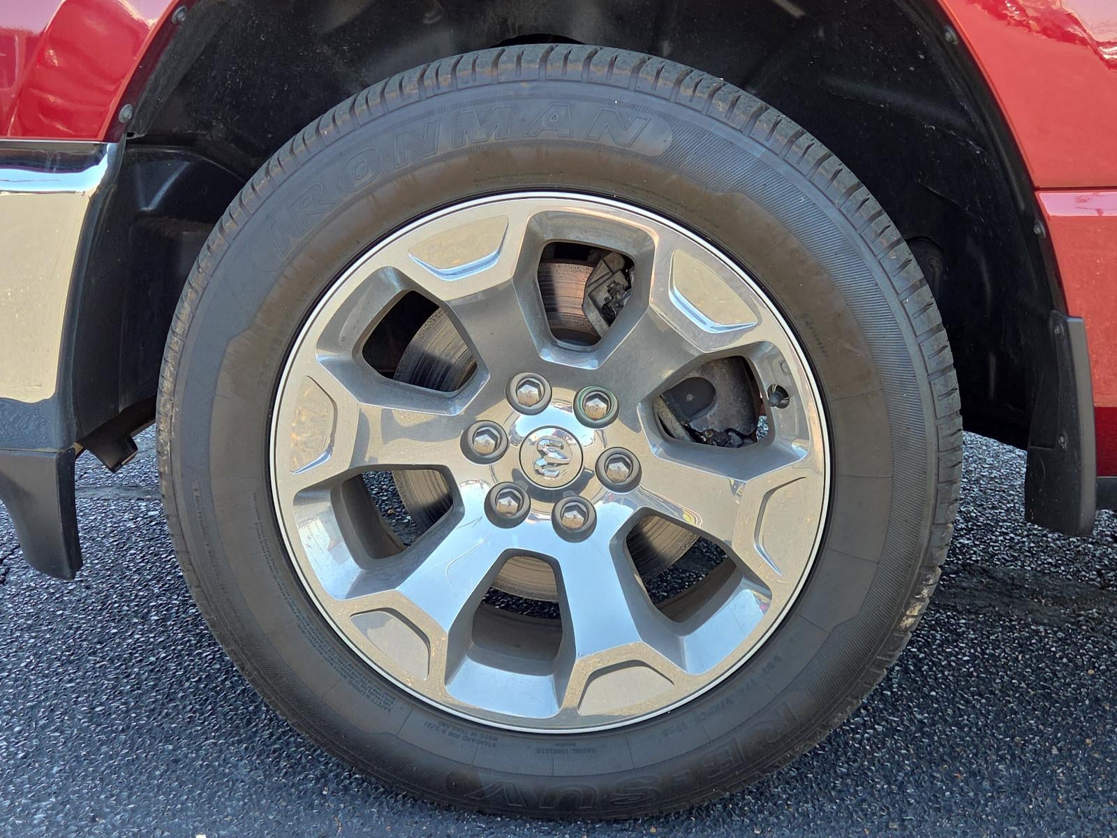 2022 RAM 1500 Big Horn 4x4 Crew Cab 5'7" Box
