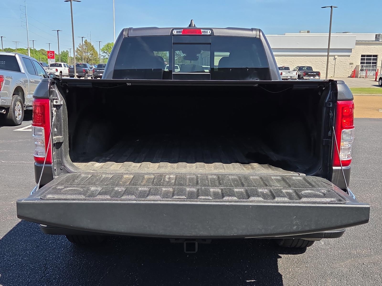 2022 RAM 1500 Big Horn 4x4 Crew Cab 5'7" Box