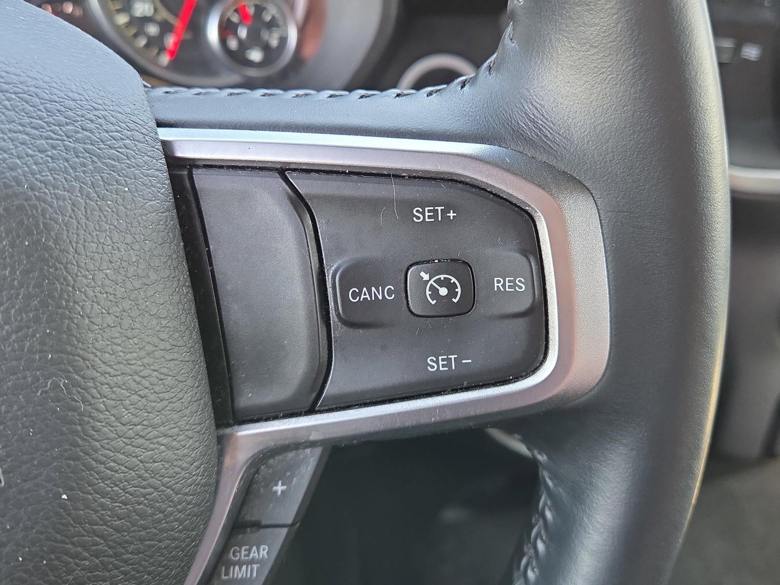 2022 RAM 1500 Big Horn 4x4 Crew Cab 5'7" Box