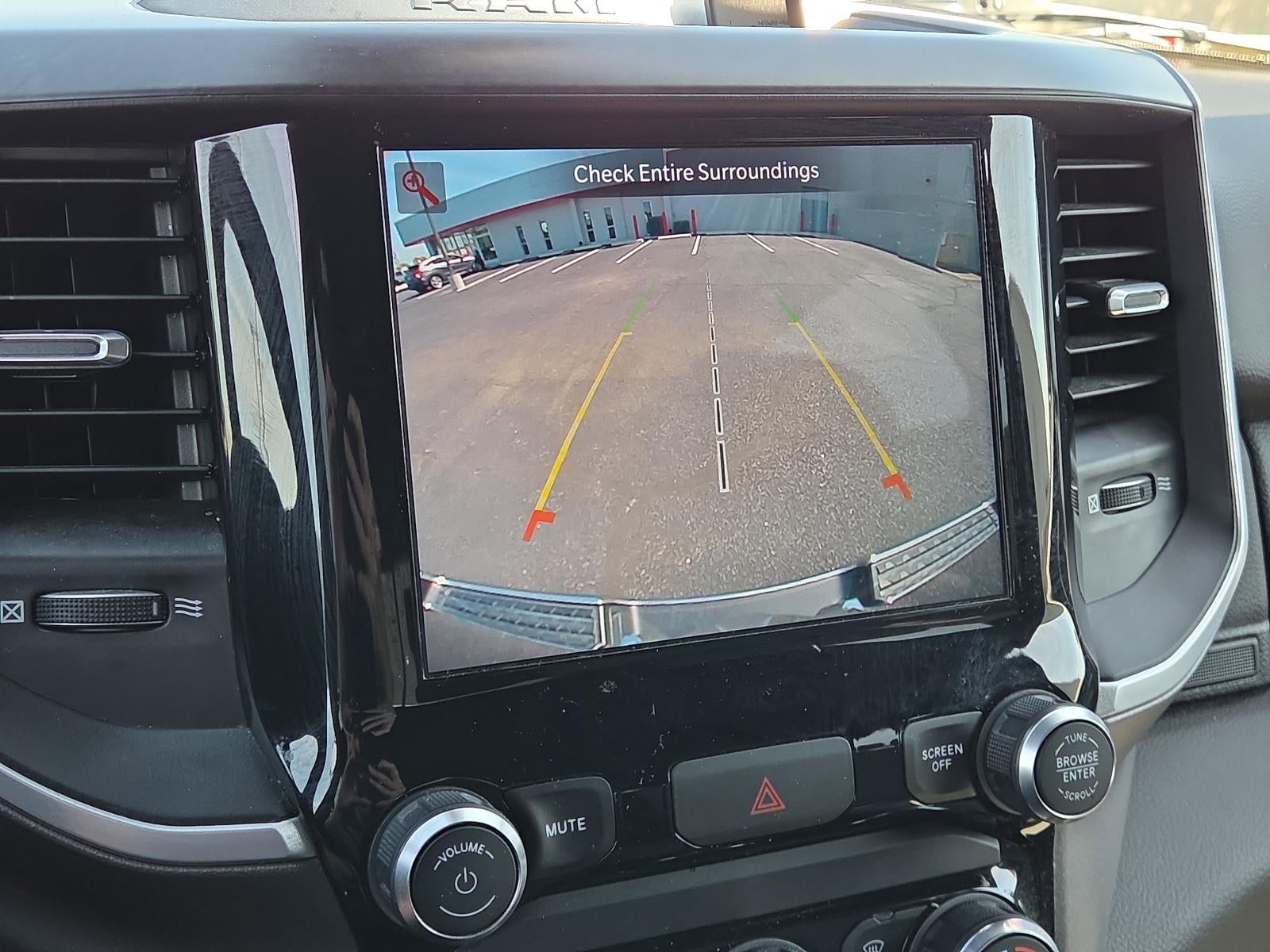 2022 RAM 1500 Big Horn 4x4 Crew Cab 5'7" Box