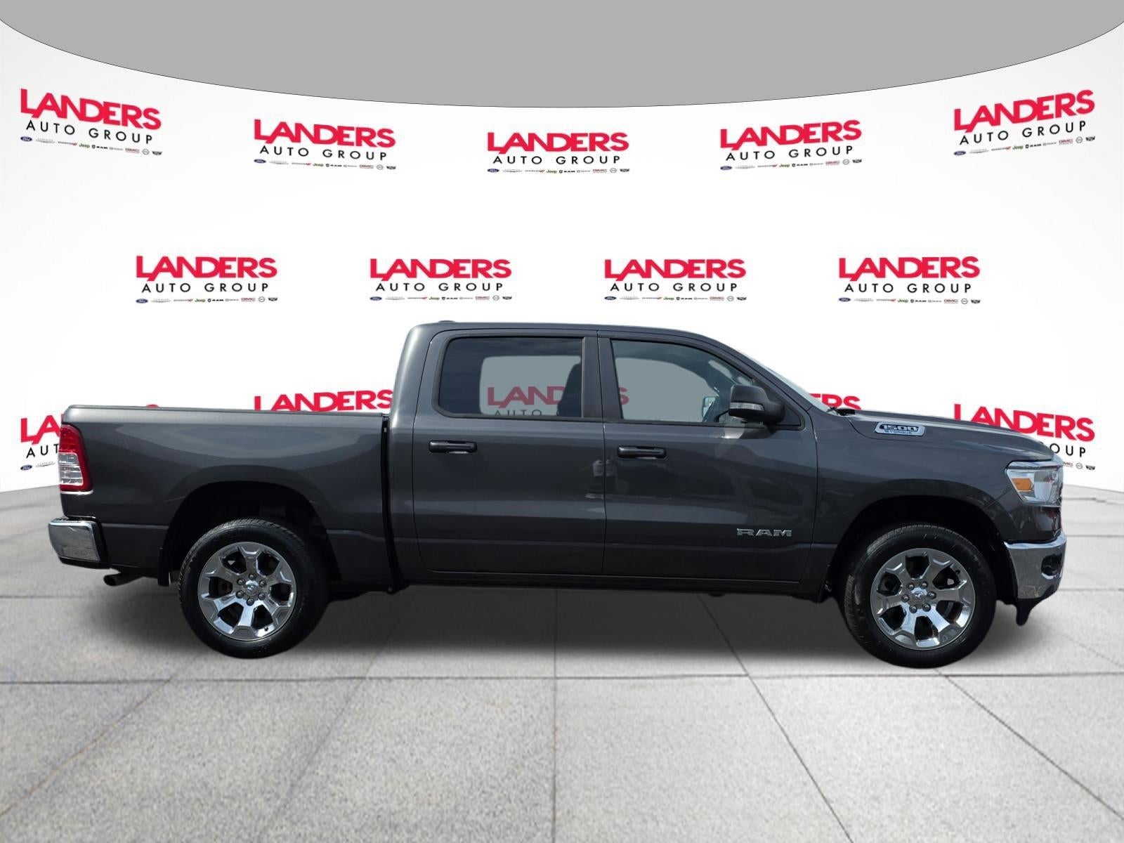 2022 RAM 1500 Big Horn 4x4 Crew Cab 5'7" Box