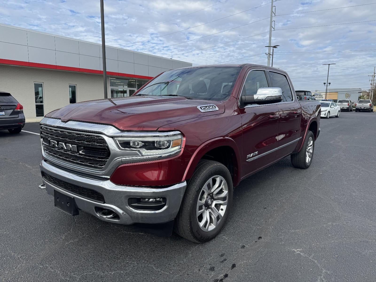 2023 RAM 1500 Limited 4x4 Crew Cab 5'7" Box