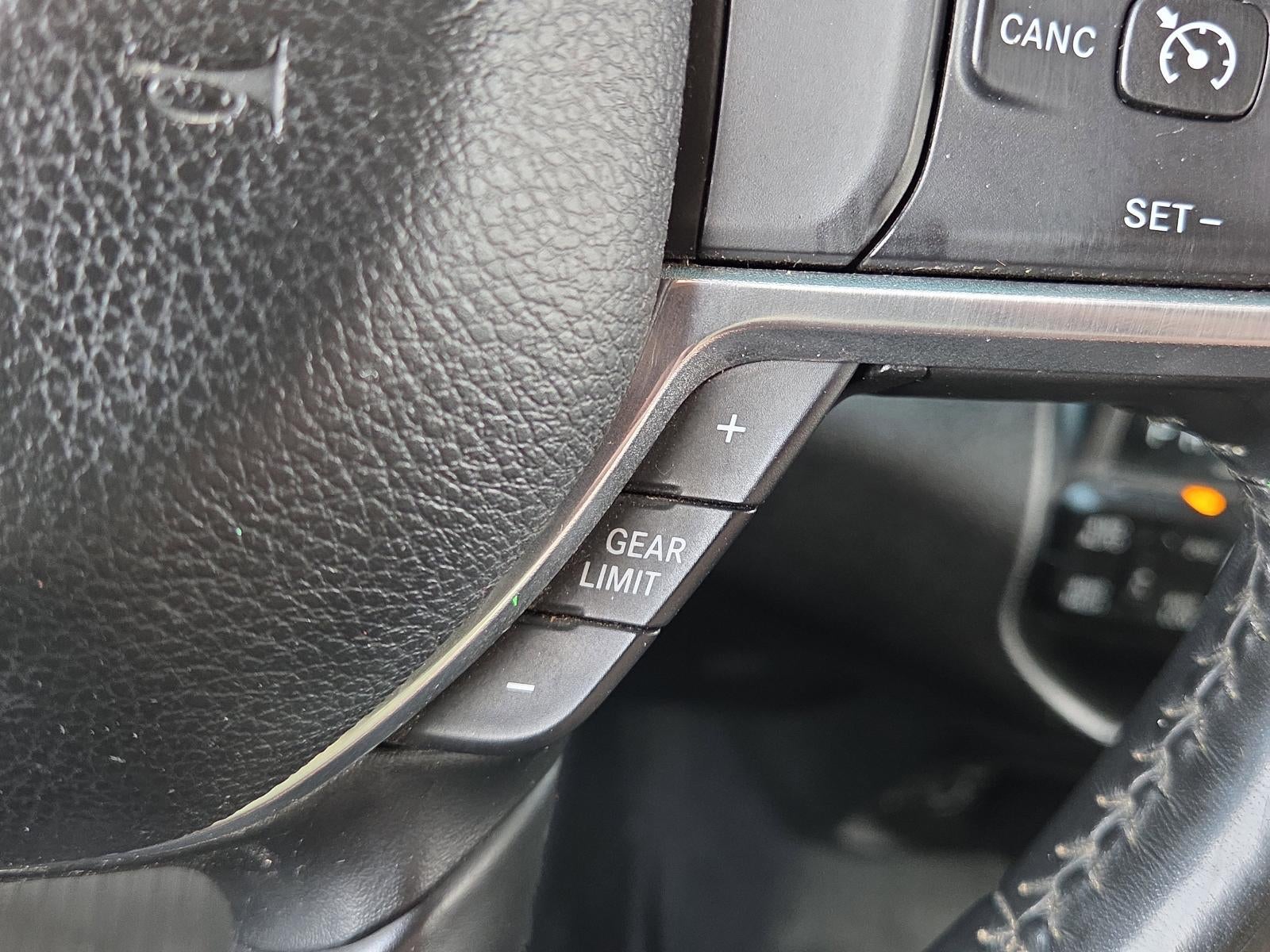 2021 RAM 1500 Laramie 4x4 Crew Cab 5'7" Box