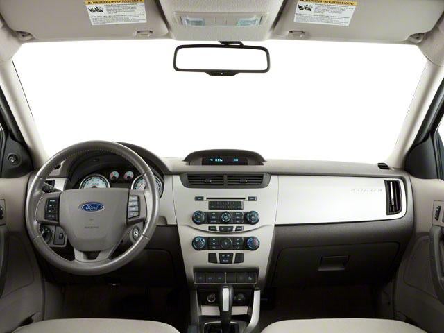 2010 Ford Focus 4dr Sdn SE