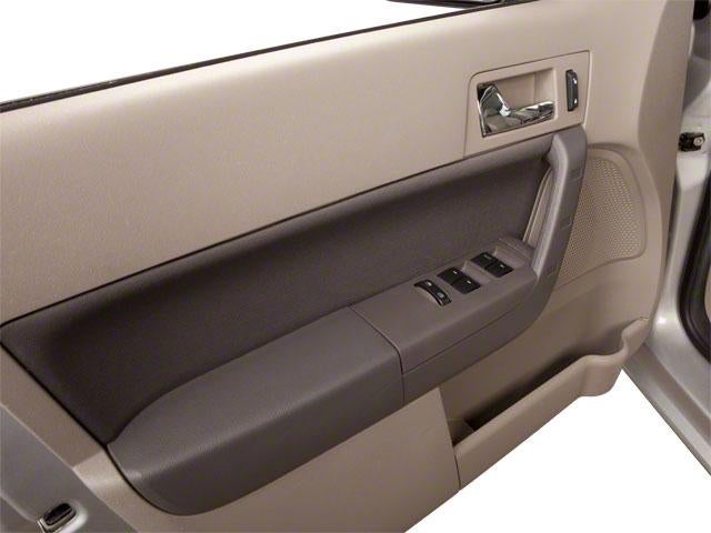 2010 Ford Focus 4dr Sdn SE
