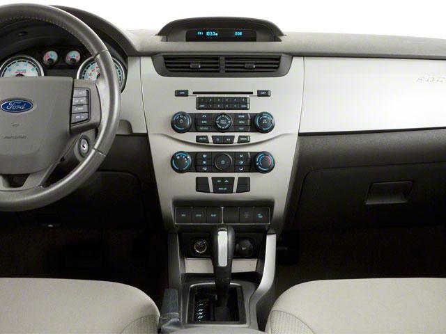 2010 Ford Focus 4dr Sdn SE