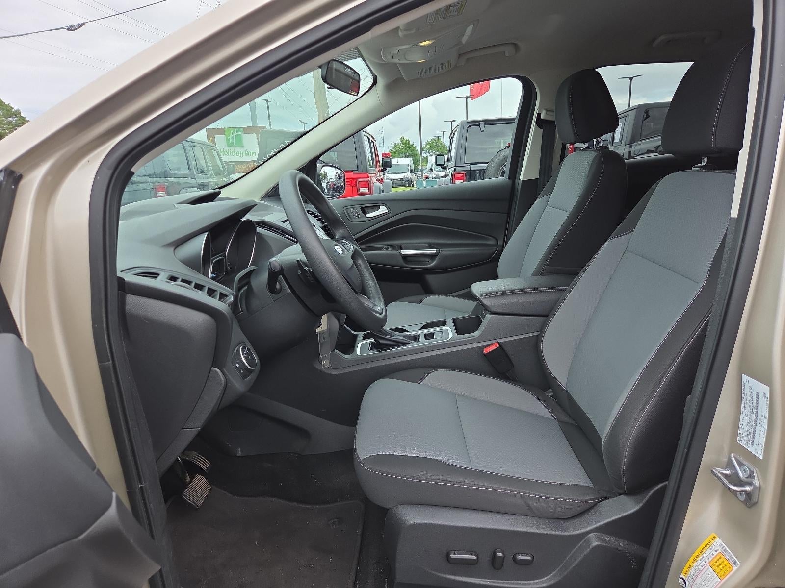 2017 Ford Escape SE FWD