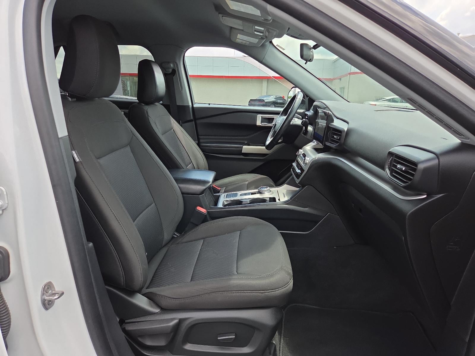 2022 Ford Explorer XLT RWD