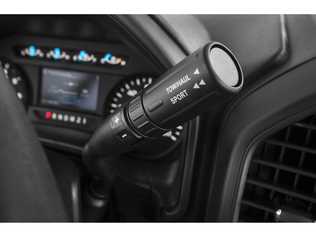 2015 Ford F-150 4WD SuperCrew 6-1/2 Ft Box XL