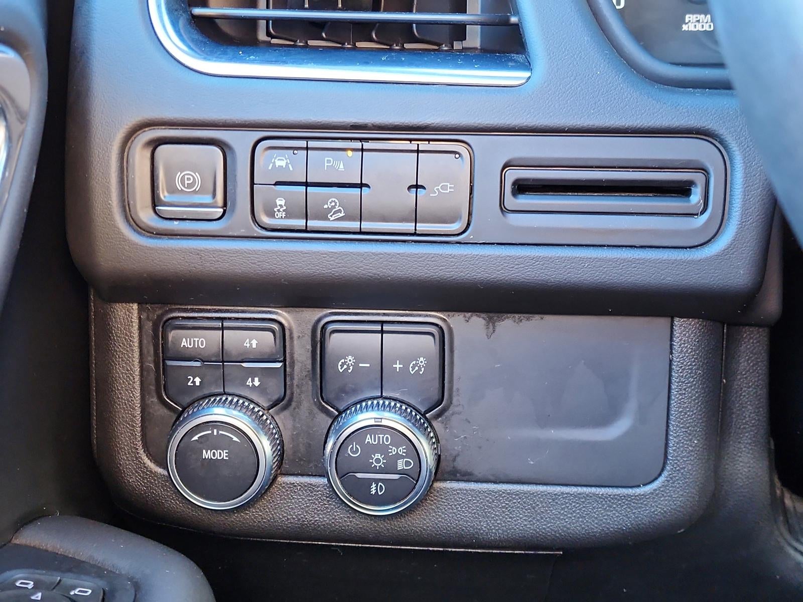 2021 GMC Yukon XL 4WD 4dr AT4