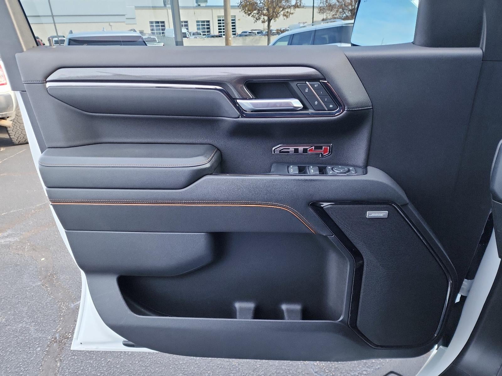 2022 GMC Sierra 1500 Crew Cab Short Box 4-Wheel Drive AT4