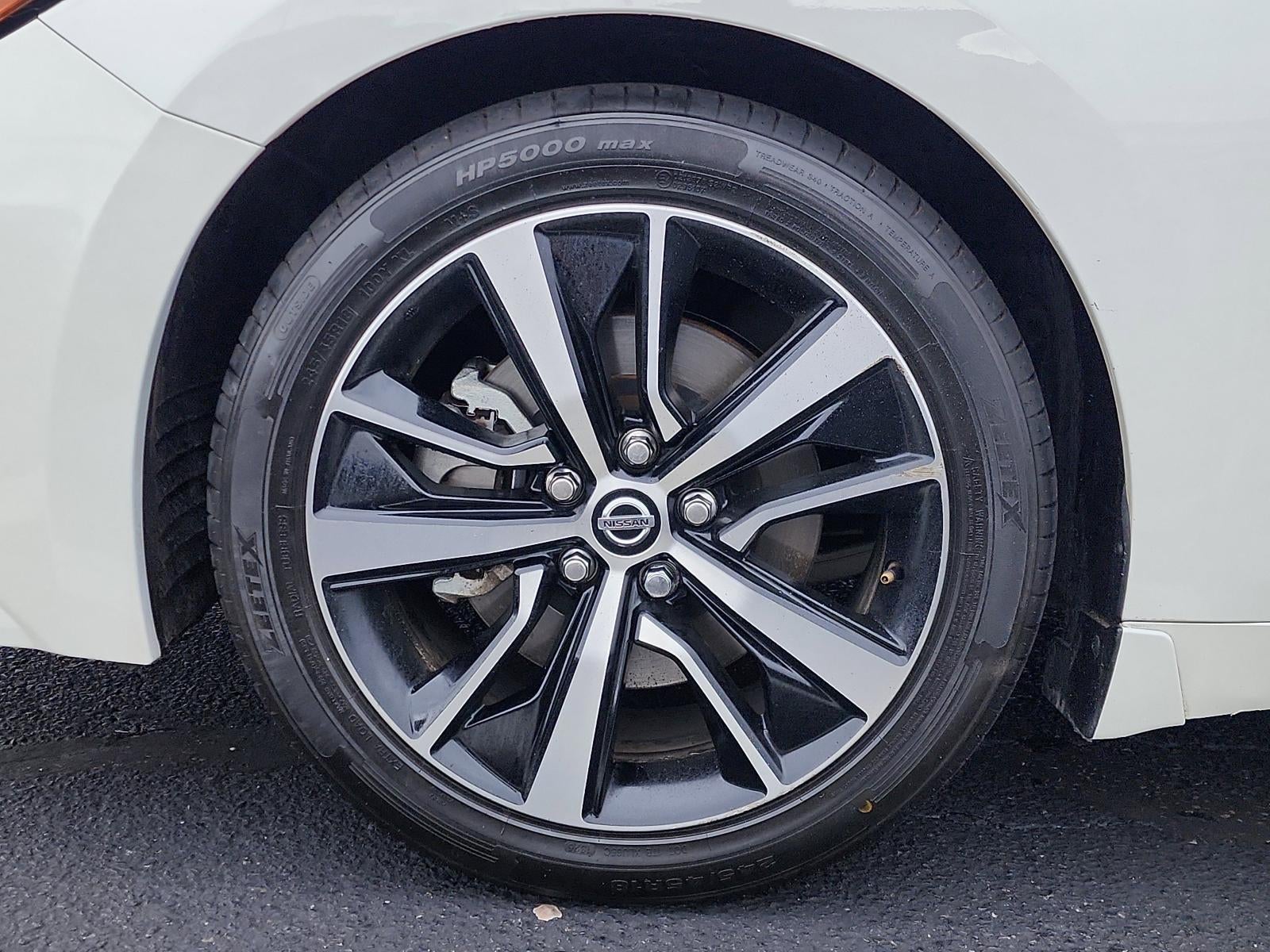 2022 Nissan Maxima SV CVT