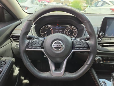 2021 Nissan Altima 2.0 SR Sedan